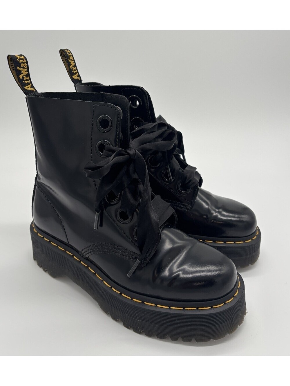 Doc Marten Women's Molly Size 8 Platform Vegan Combat Boots Black Ribbon Laces